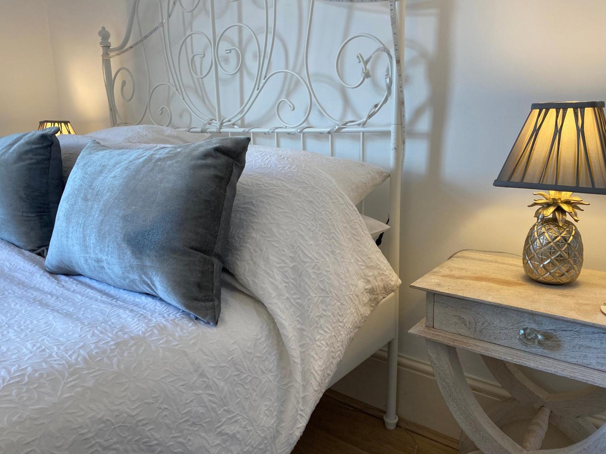 Deluxe Three Bed Bnb In Henley-On-Thames Near Station River & Town Centre Extérieur photo