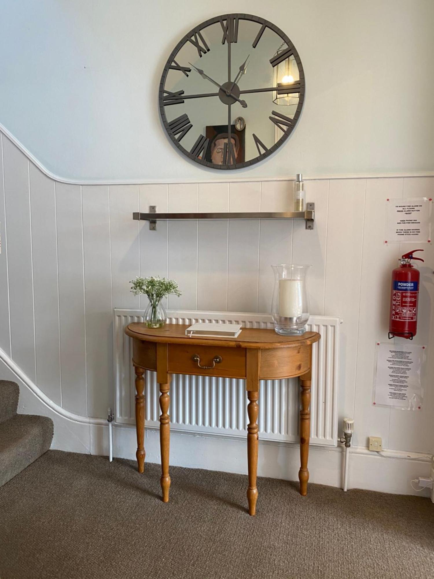 Deluxe Three Bed Bnb In Henley-On-Thames Near Station River & Town Centre Extérieur photo